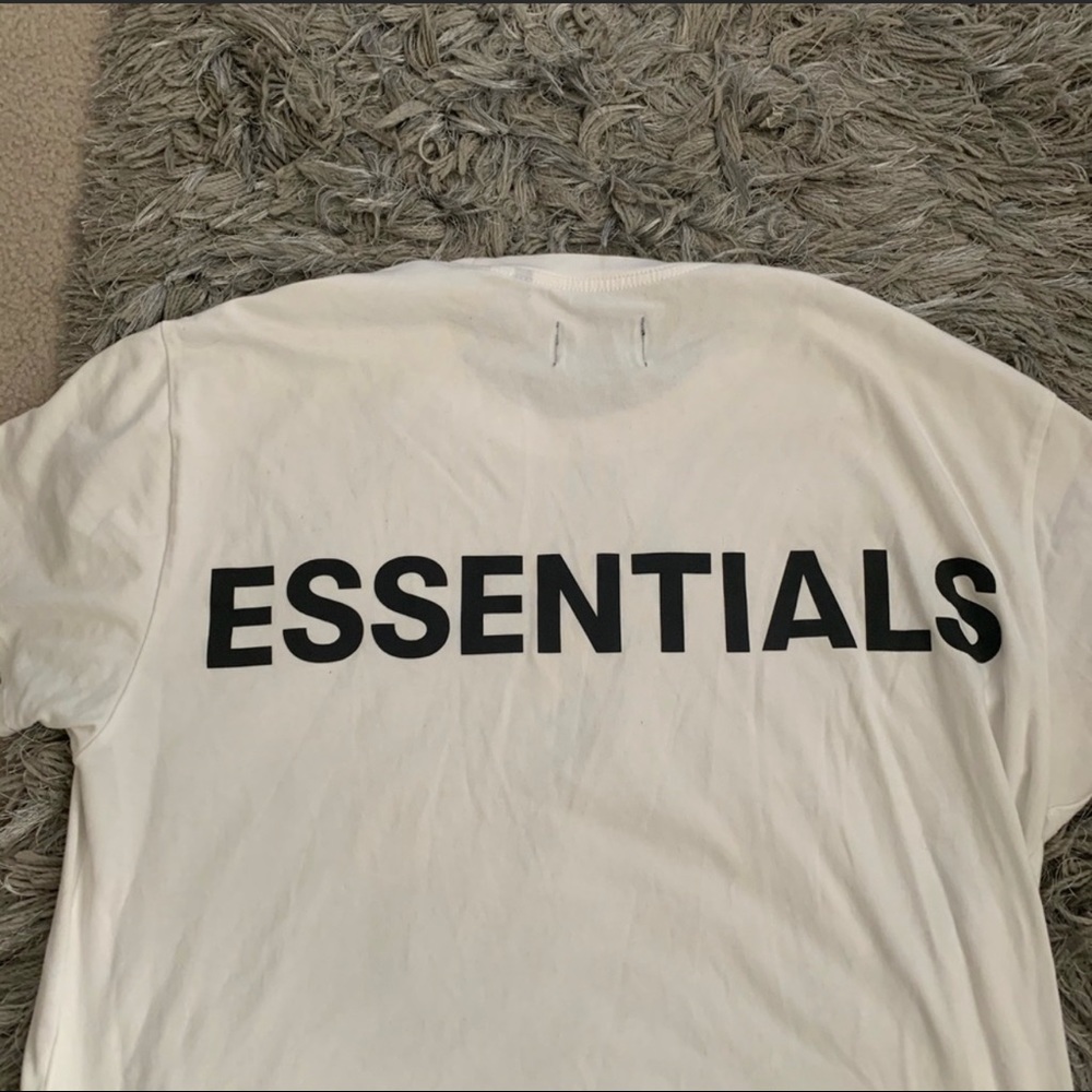 Fear of god boxy fit tshirt